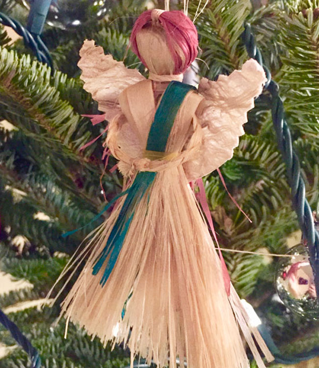 straw lady